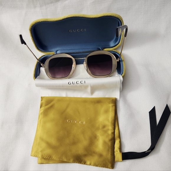 Gucci Gold GG0105S Gradient Round Sunglasses With Case, pouch and Dust cloth New - Picture 4 of 16